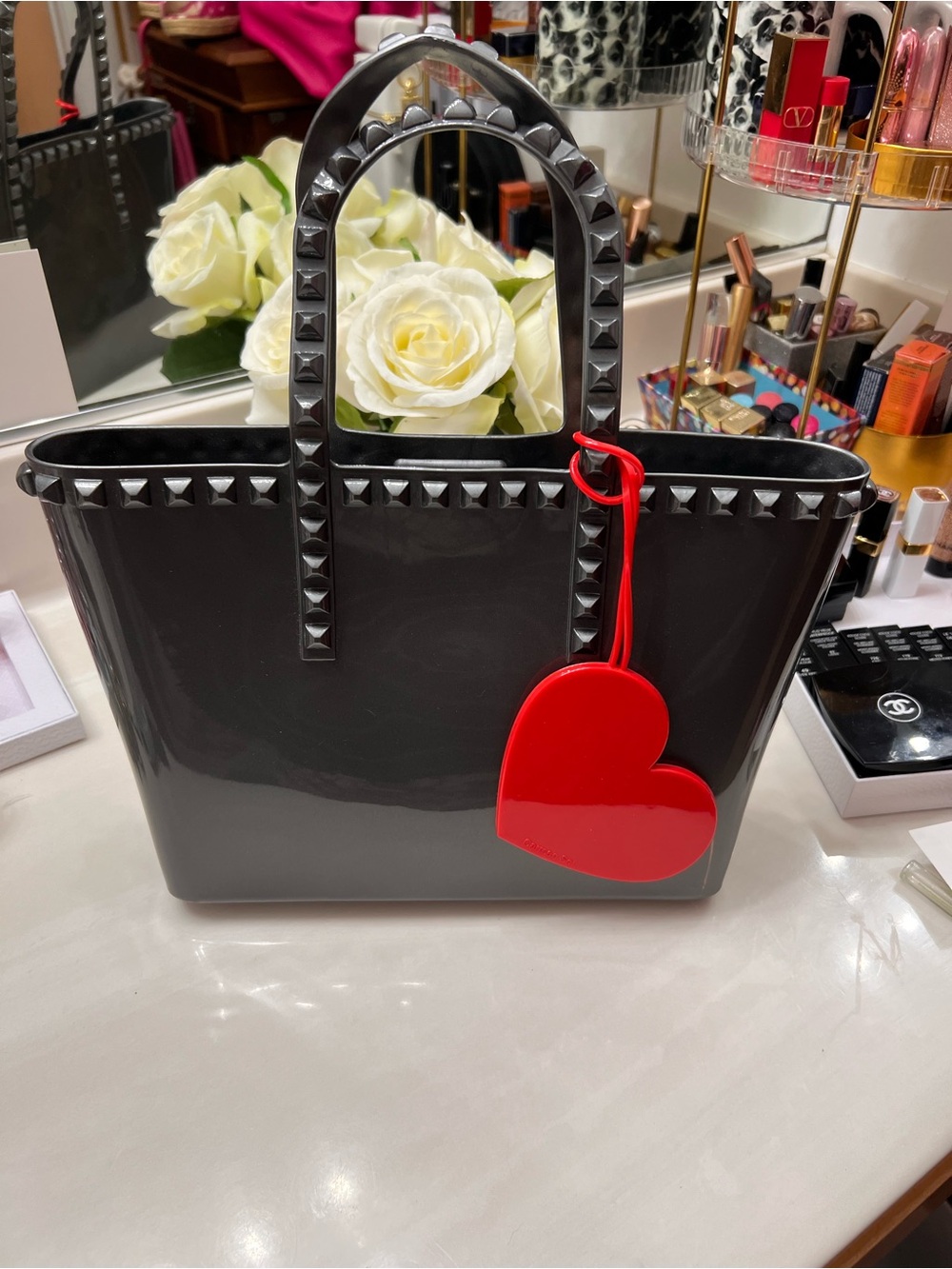 NWOT Carmen Sol Charcoal Grey Studded Jelly Tote w/ Red Heart Jelly Charm -Gorg!